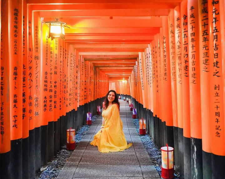 Fushimi Inari Shrine Photoshoot With A Local Photographer