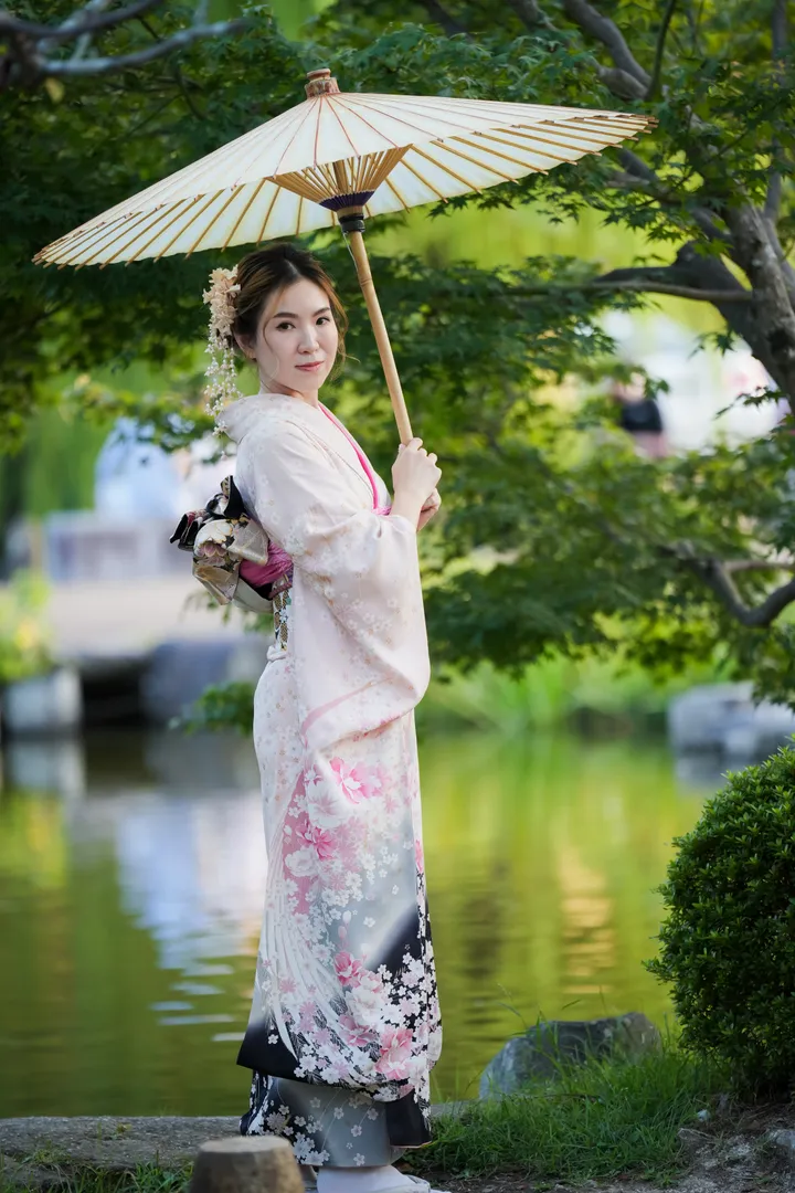 Traditional Kimono Photoshoot in Kyoto at Gion & Higashiyama