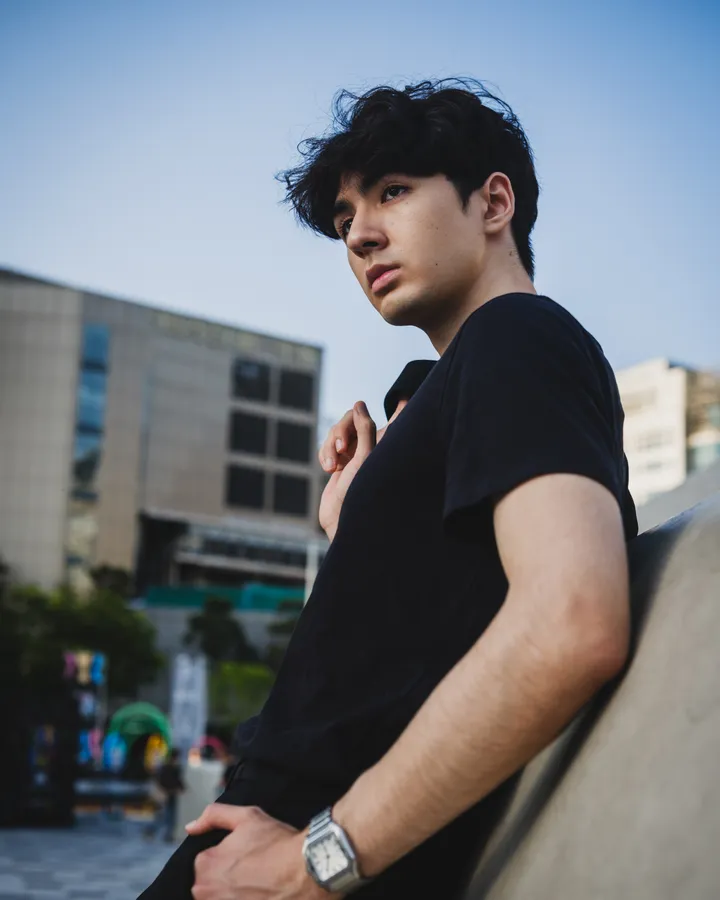 Street Photoshoot Experience in Seoul’s Most Photogenic Urban Location