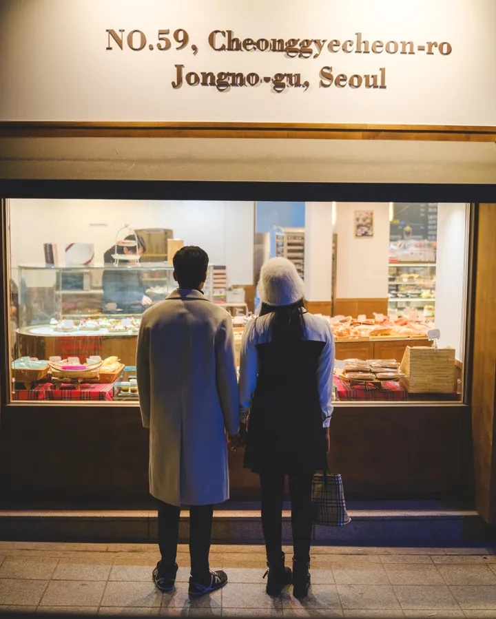 Street Photoshoot Experience in Seoul’s Most Photogenic Urban Location