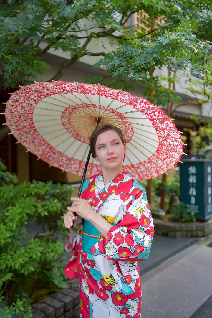 Old Tokyo Photoshoot in Asakusa With a Local Private Photographer