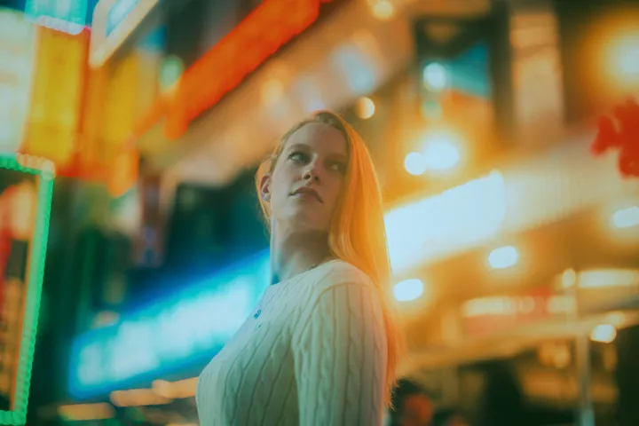 Vintage Seoul Streets: A Local Photoshoot Journey Off the Beaten Path
