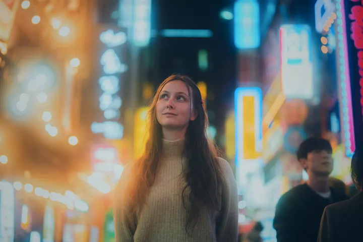Vintage Seoul Streets: A Local Photoshoot Journey Off the Beaten Path