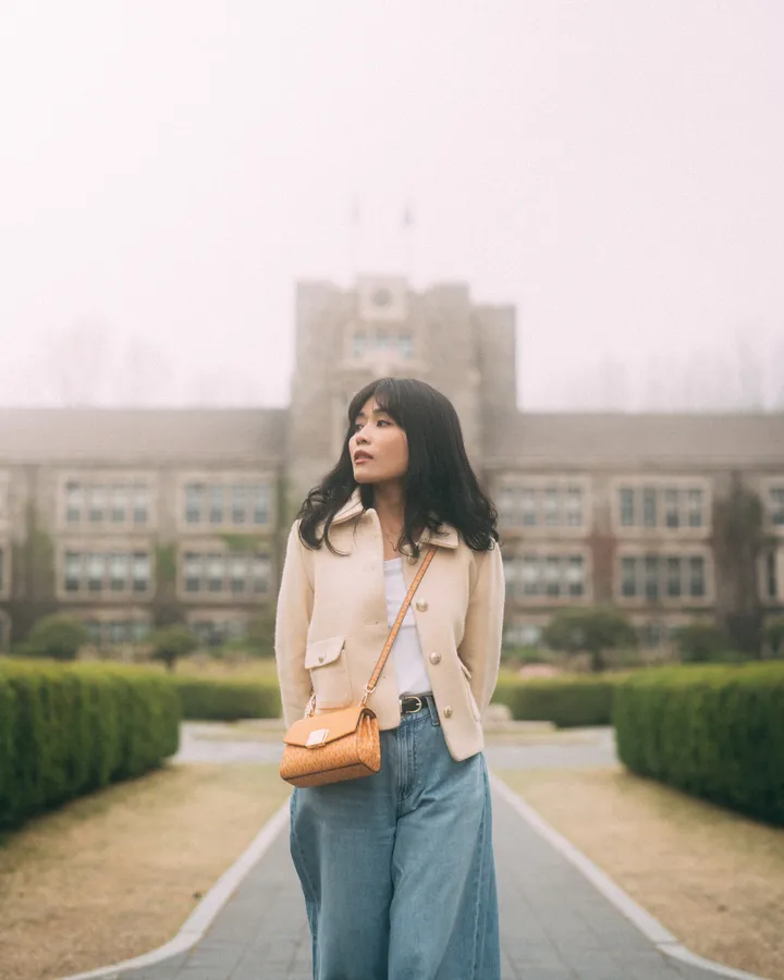 Vintage Seoul Streets: A Local Photoshoot Journey Off the Beaten Path