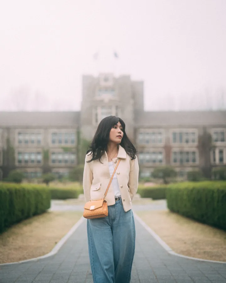 Vintage Seoul Streets: A Local Photoshoot Journey Off the Beaten Path