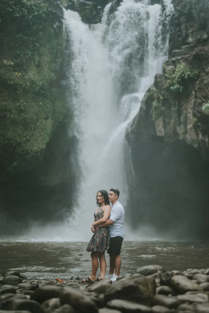 Cinematic Couple Photoshoot in Ubud at Best Romantic Locations