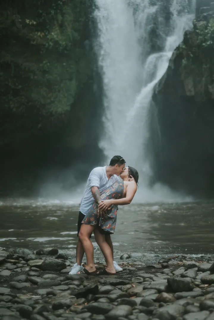 Cinematic Couple Photoshoot in Ubud at Best Romantic Locations