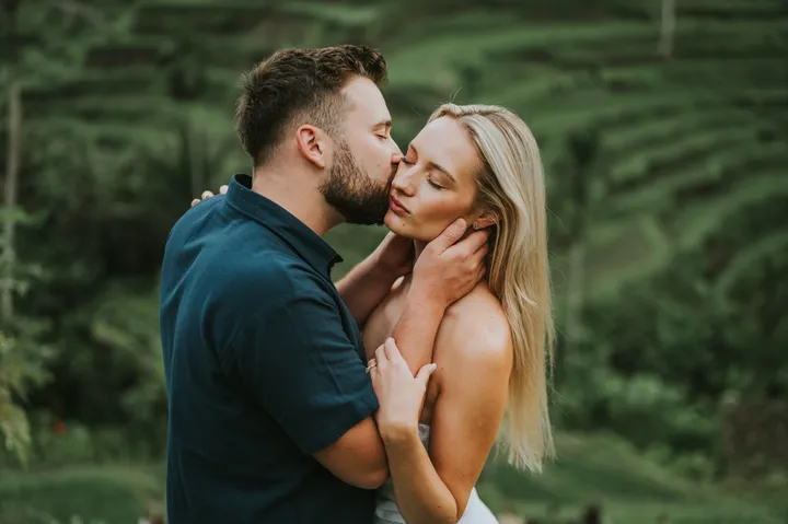 Cinematic Couple Photoshoot in Ubud at Best Romantic Locations