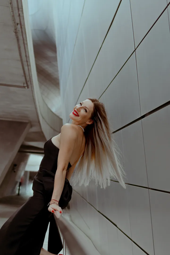 Seoul Street Photoshoot – Visual Journey at the Most Photogenic Spots