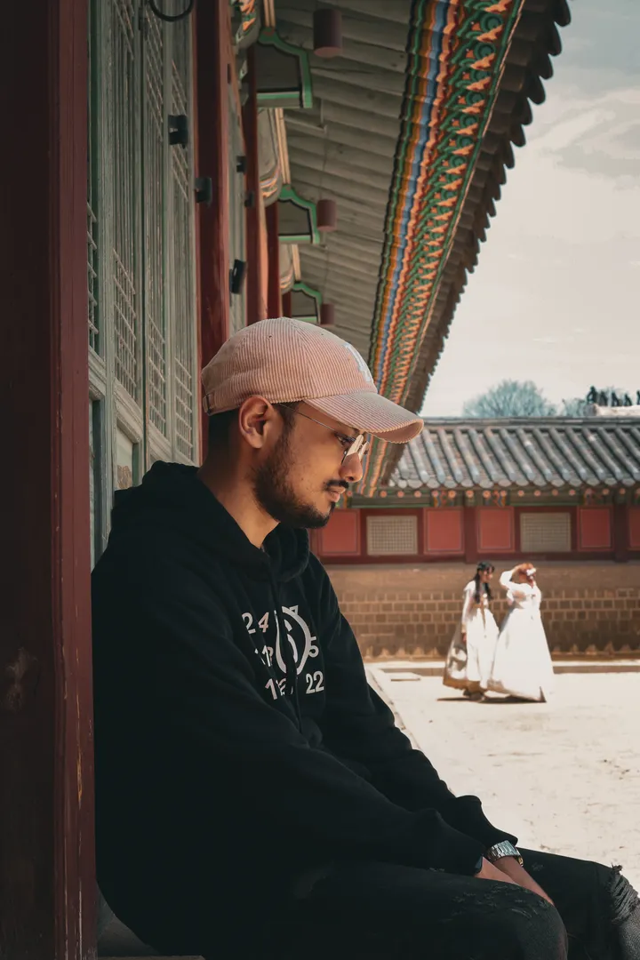 Seoul Street Photoshoot – Visual Journey at the Most Photogenic Spots
