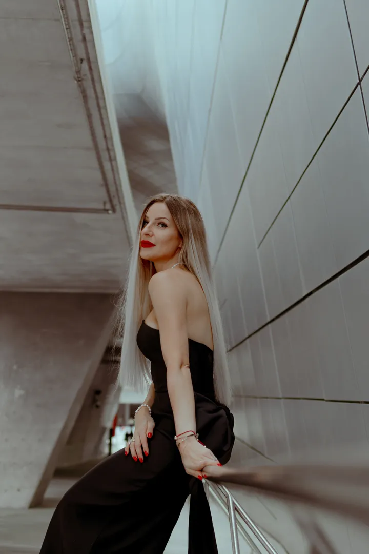 Seoul Street Photoshoot – Visual Journey at the Most Photogenic Spots