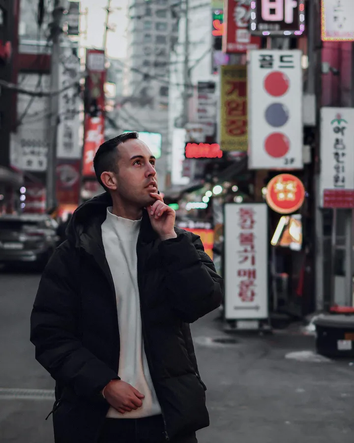 Seoul Street Photoshoot – Visual Journey at the Most Photogenic Spots