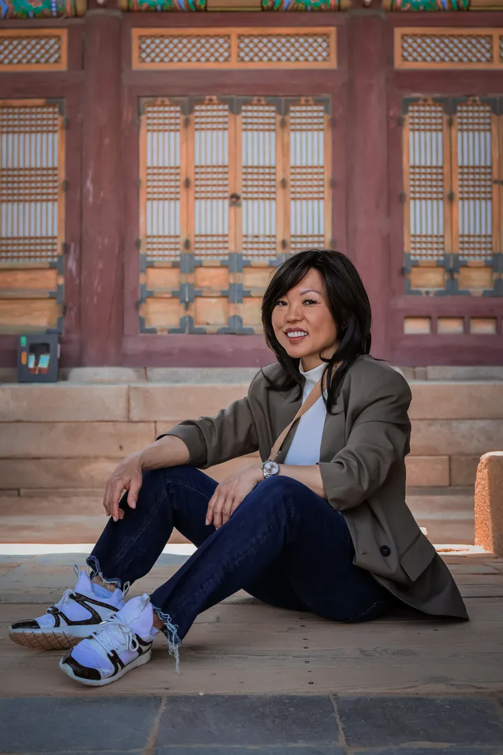 Seoul Street Photoshoot – Visual Journey at the Most Photogenic Spots