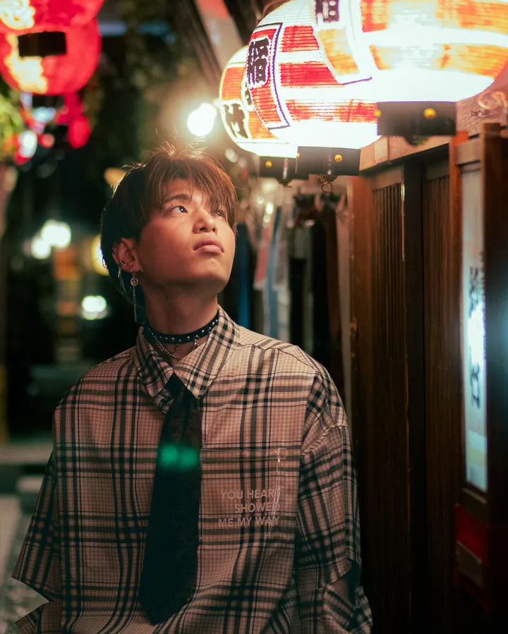 Osaka After Dark – Night Photoshoot in the City’s Hidden Backstreets