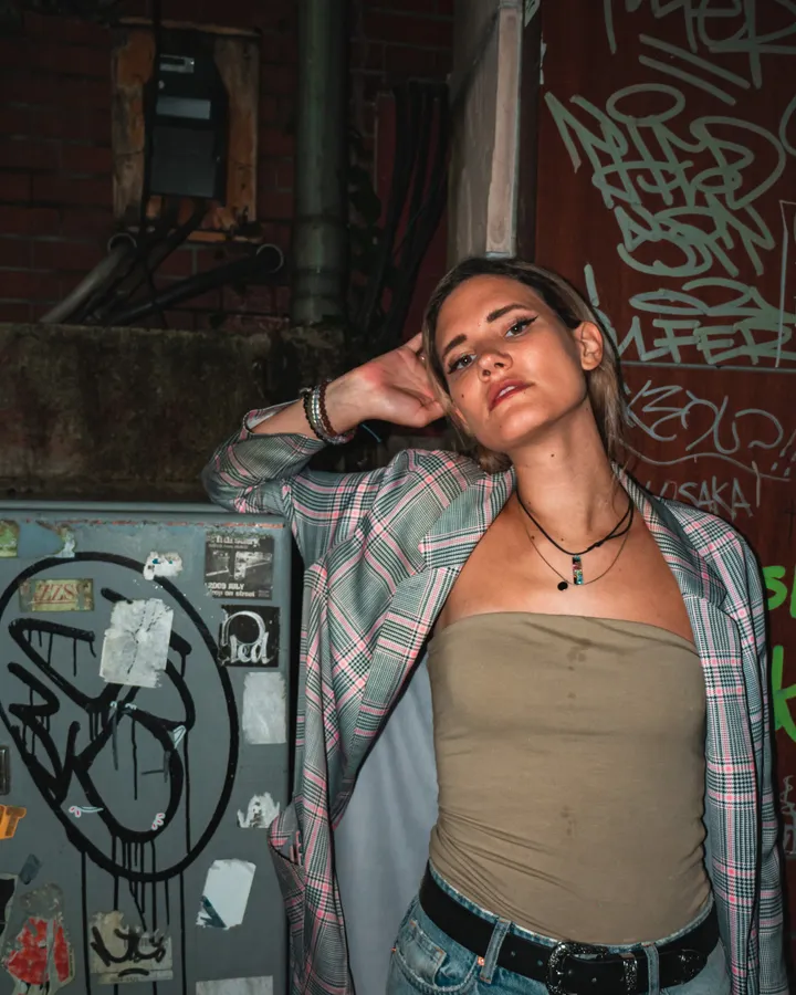 Osaka After Dark – Night Photoshoot in the City’s Hidden Backstreets