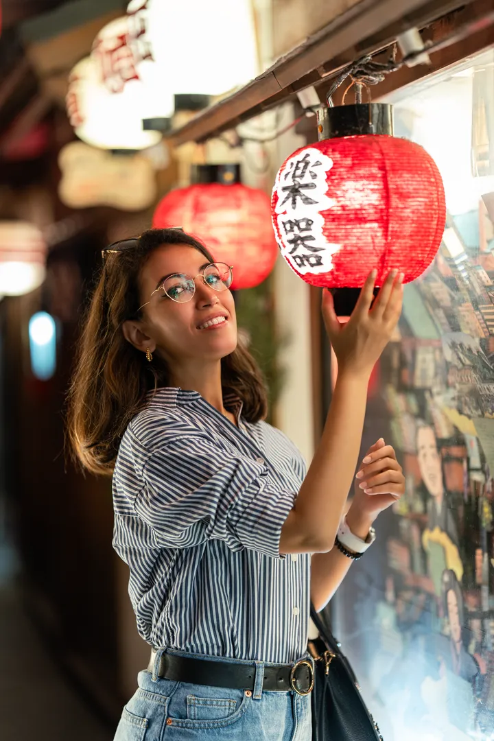 Vibrant Night Photoshoot in Osaka With Local Photographer