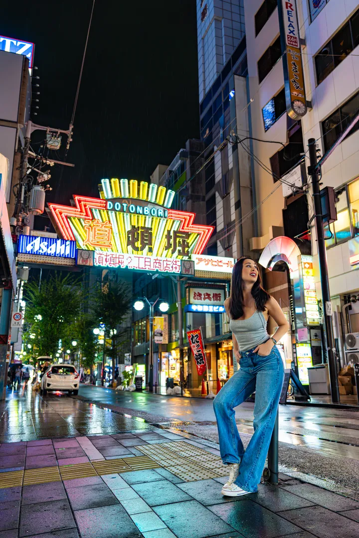 Vibrant Night Photoshoot in Osaka With Local Photographer