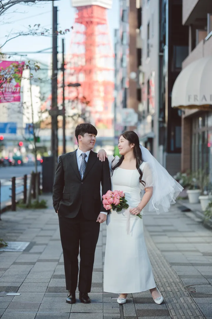 Film-Style Prenup Photoshoot Experience in Tokyo for Couples