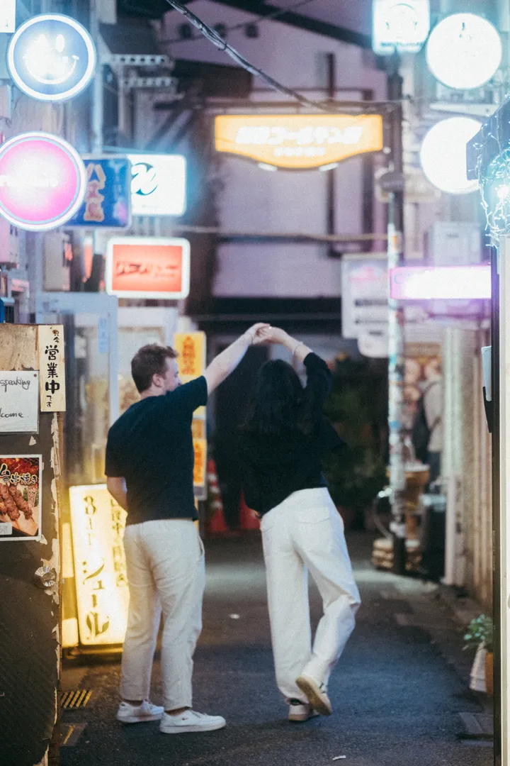 Film-Style Prenup Photoshoot Experience in Tokyo for Couples