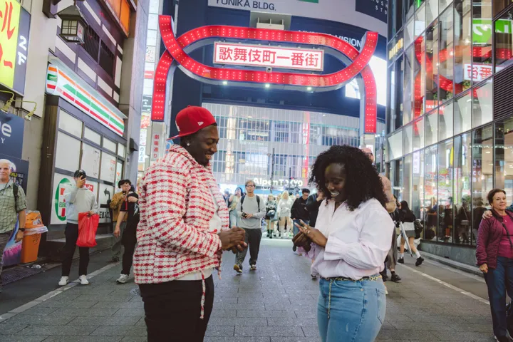 Surprise Proposal Photoshoot in Tokyo with a Local Photographer