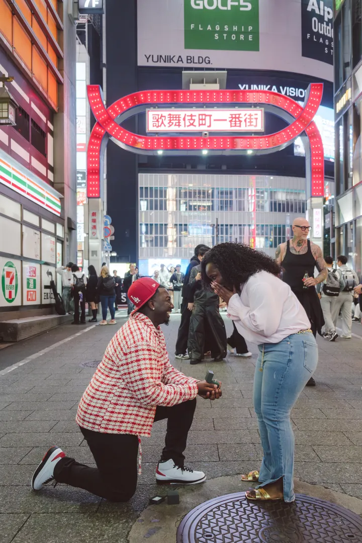 Surprise Proposal Photoshoot in Tokyo with a Local Photographer