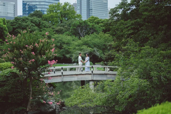 Surprise Proposal Photoshoot in Tokyo with a Local Photographer