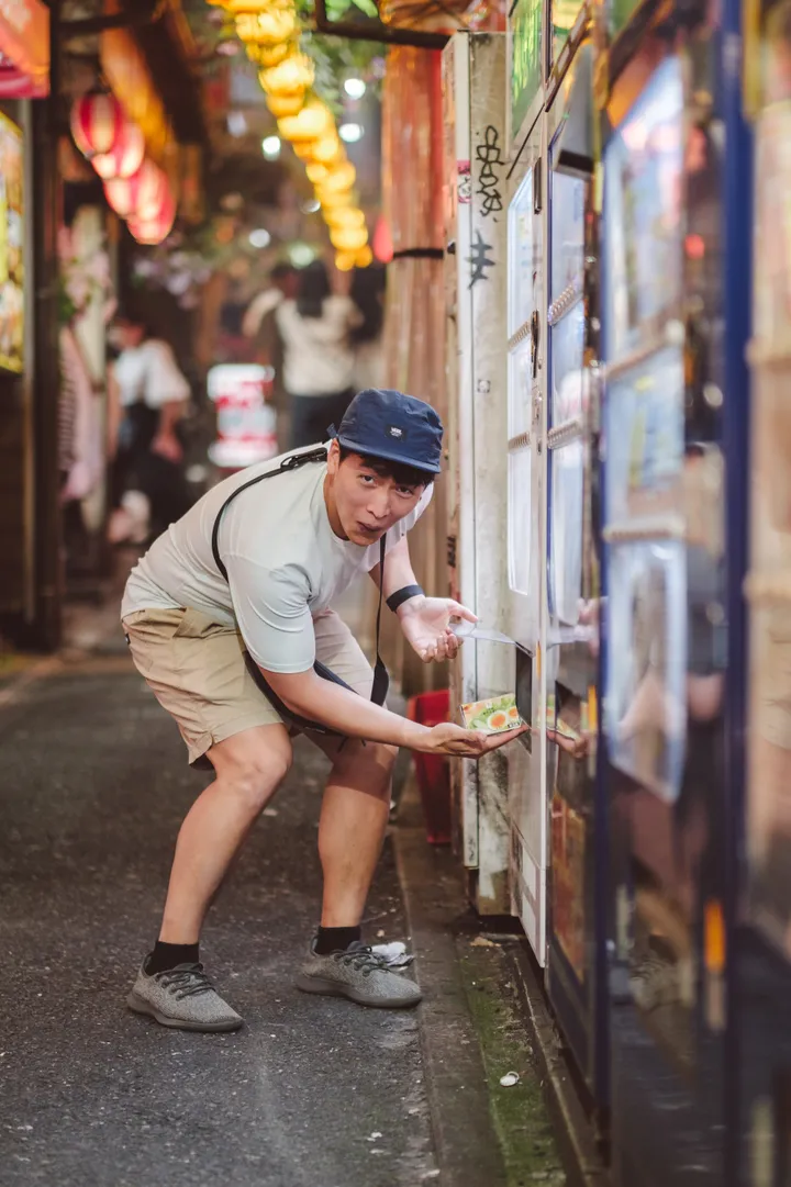 Shinjuku Hidden Streets & Alleys – A Tokyo Photo Walk Experience
