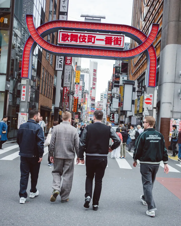Shinjuku Hidden Streets & Alleys – A Tokyo Photo Walk Experience