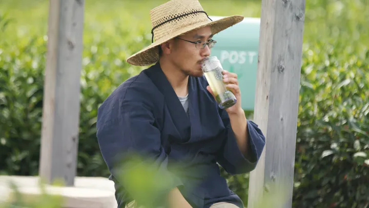 Tea Ceremony Photoshoot at the foot of Mount Fuji with a Tea Master